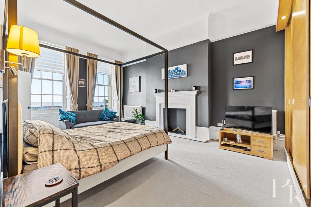 Additional image 4 of 2 bed flat for saleBrunswick Terrace, Hove BN3