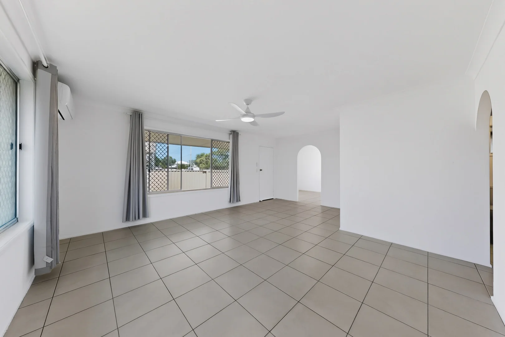Additional image 5 of 15 Birigun St, Mermaid Waters QLD 4218