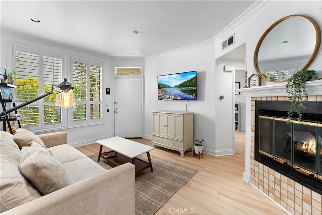 Additional image 2 of 1340 Glenwood Road Unit 28, Glendale, CA 91201