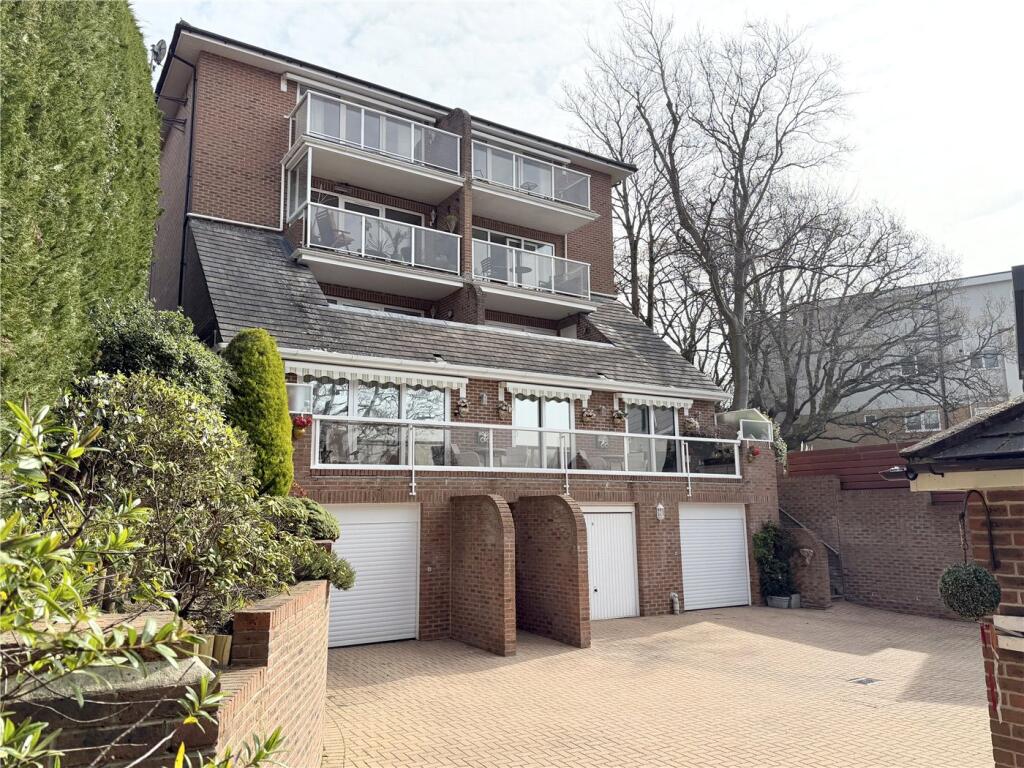 Alton Road, Poole, BH14