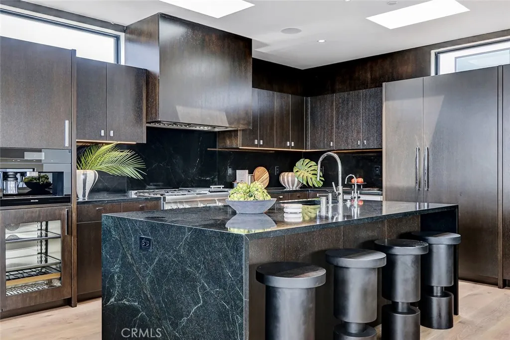 Additional image 81 of 315 25th, Manhattan Beach, CA 90266