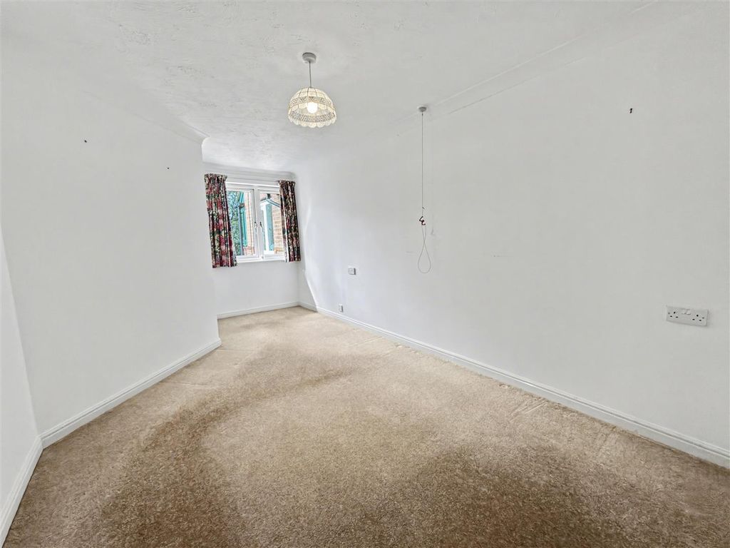 Additional image 4 of 1 bed flat for saleSquires Court, Cockerton, Darlington DL3