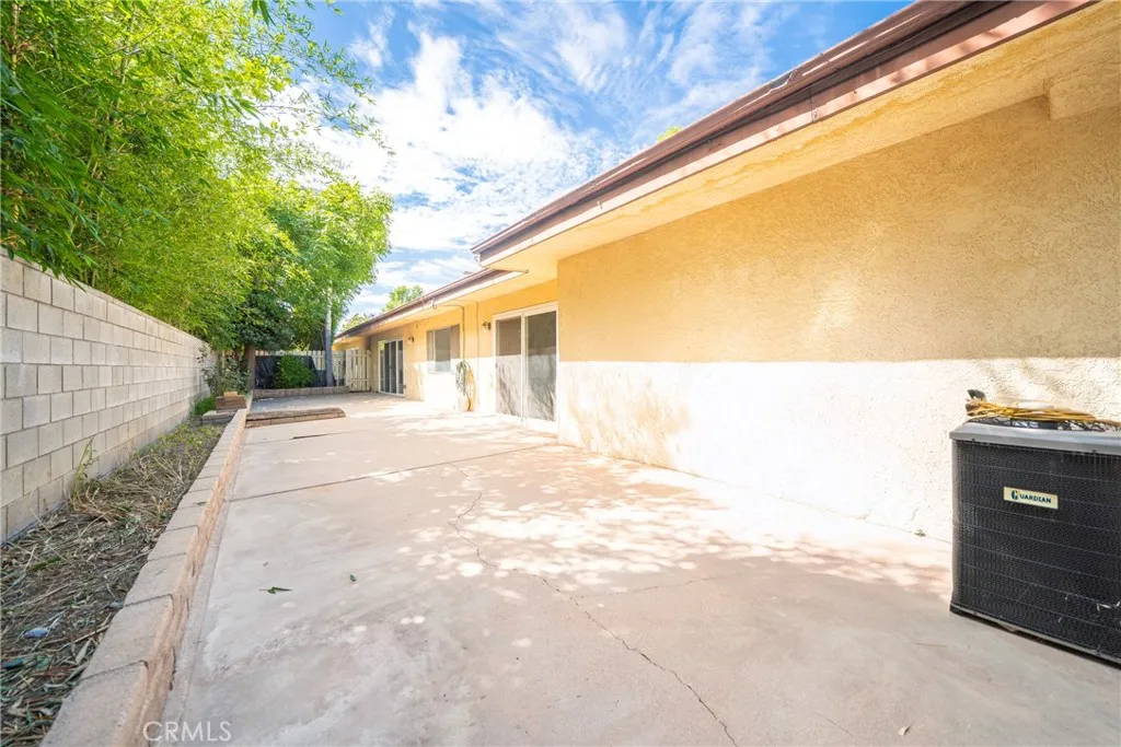 Additional image 90 of 8120 Canby Ave #6, Reseda, CA 91335