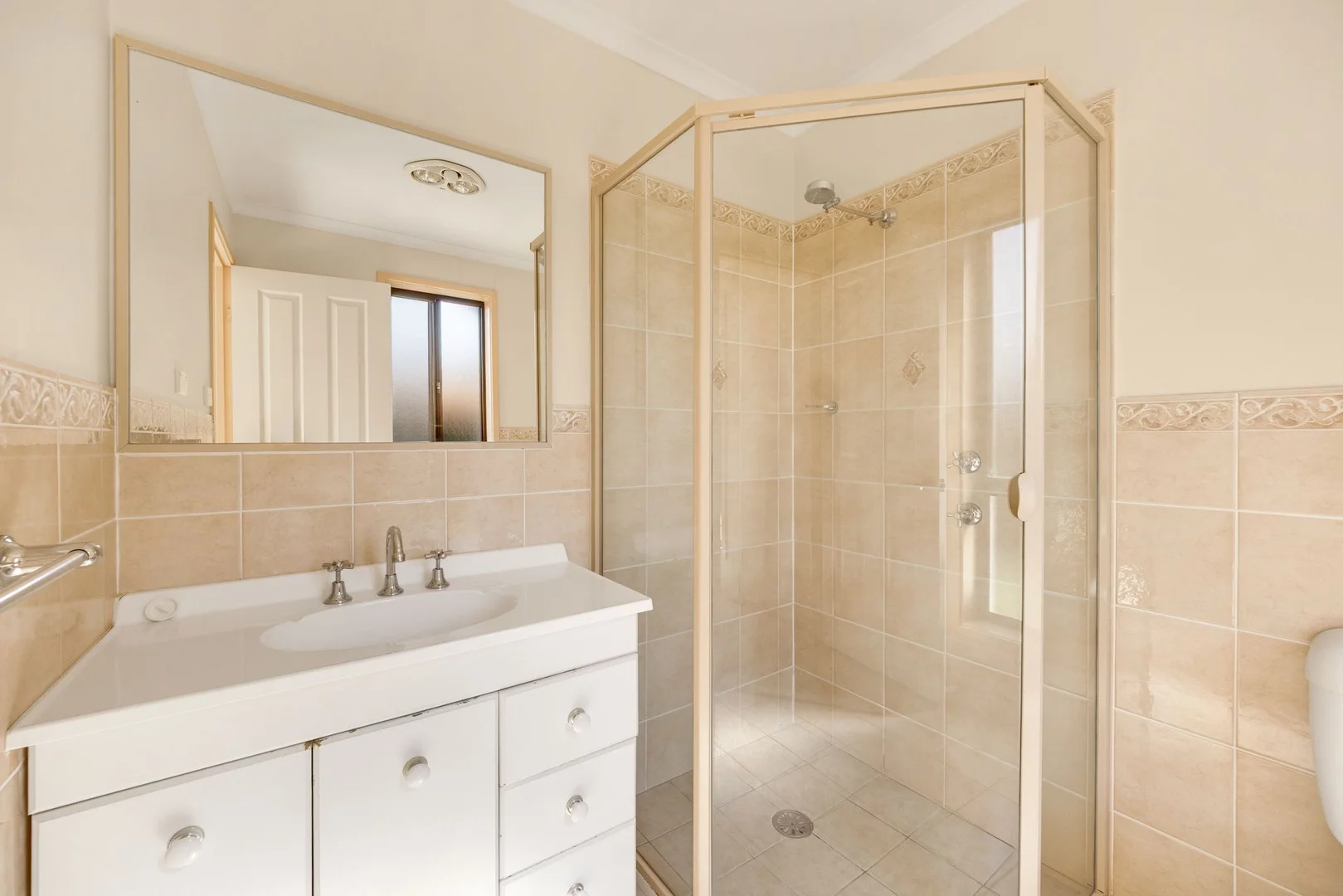 Additional image 5 of 18 Inglewood Street, Gungahlin ACT 2912