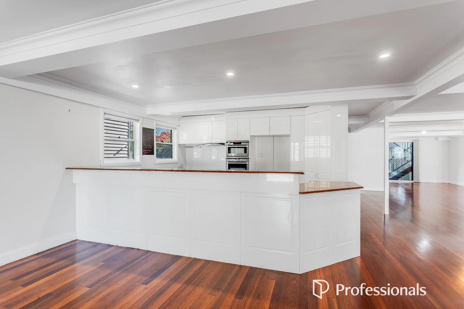 176 Flinders Parade, Sandgate QLD 4017 photo 5