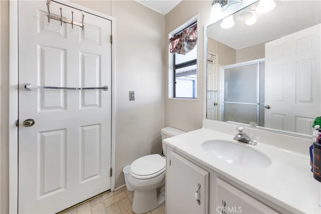 602 Roadrunner Way, Perris, CA 92570