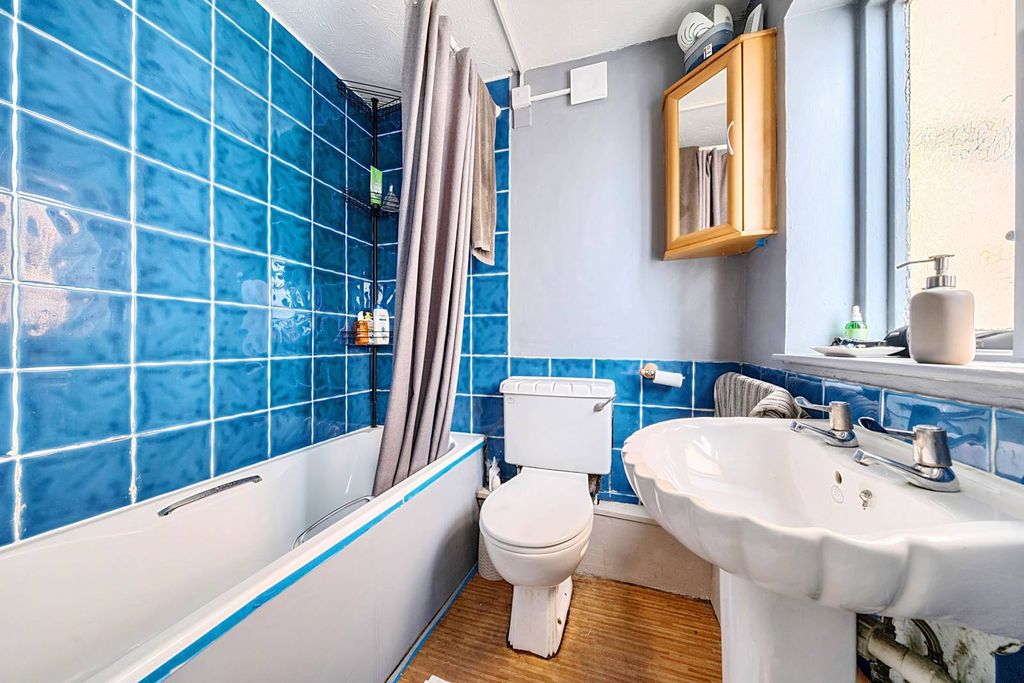 Additional image 8 of 2 bed terraced house for saleClewer Fields, Windsor SL4