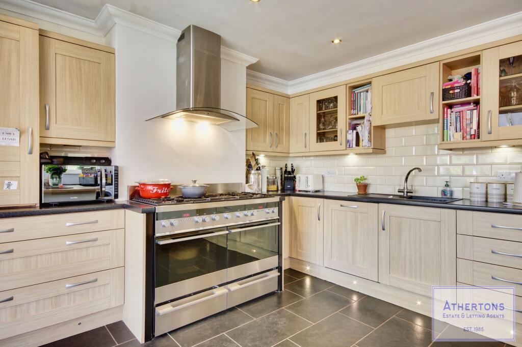 Eastlake Avenue, Parkstone, Poole photo 5