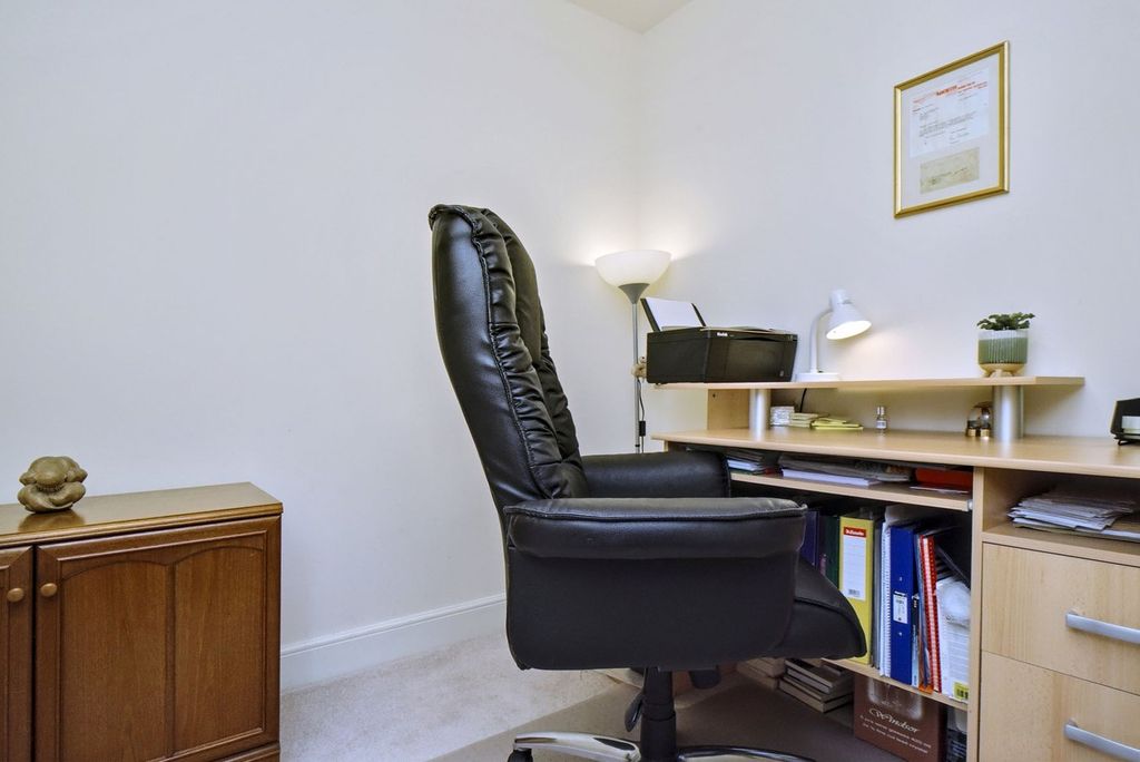 Additional image 13 of 2 bed flat for saleRattray Drive, Edinburgh EH10