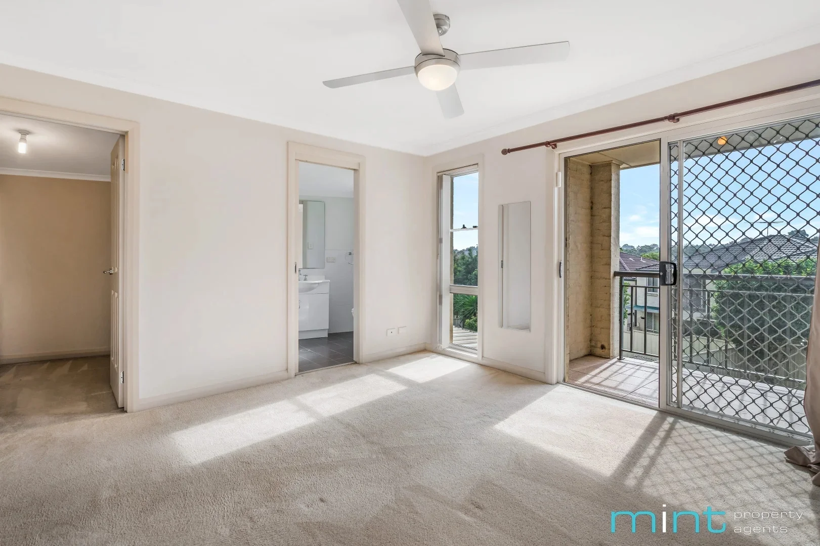 Additional image 7 of 5/79 Leacocks Lane, Casula NSW 2170