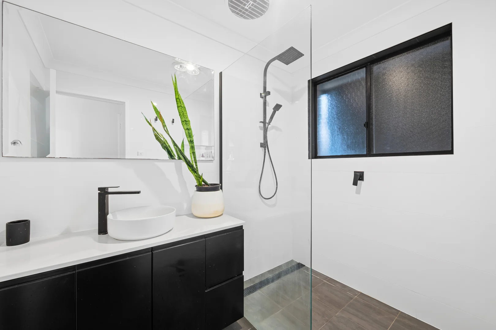 Additional image 5 of 1/39 Victoria Avenue, Toukley NSW 2263