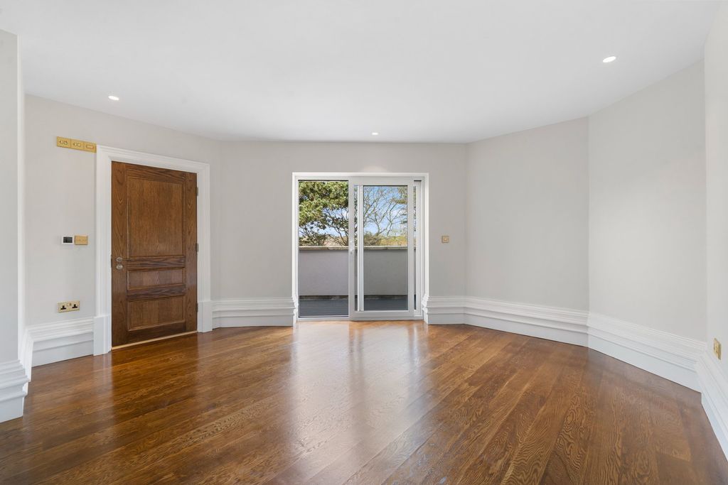 Additional image 14 of 3 bed flat for saleVictoria Road, Formby L37