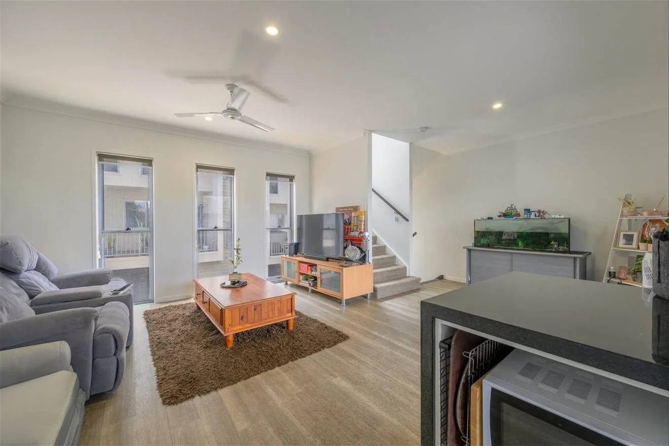 Additional image 2 of 2/7 View Street, West Gladstone QLD 4680