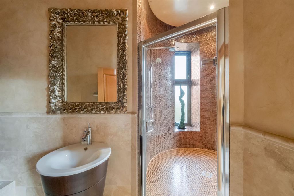 Additional image 20 of 3 bed flat for sale4 The Mansion House, Dollarbeg Park, Dollar FK14