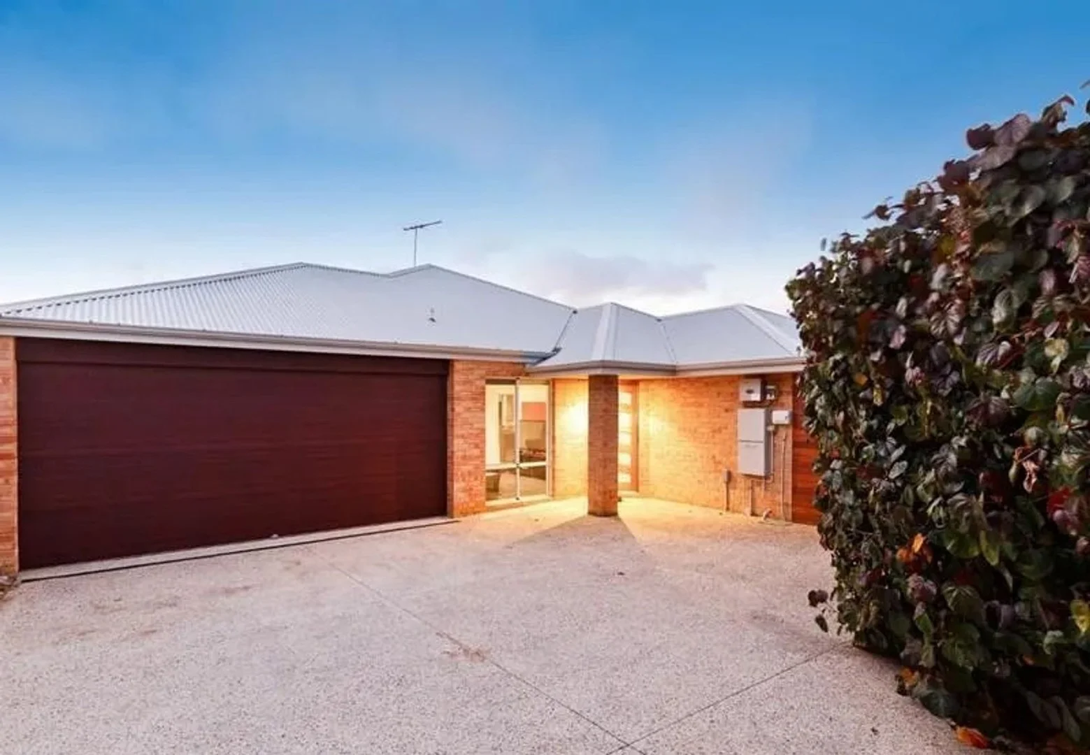 17A Isted Ave, Hamilton Hill WA 6163