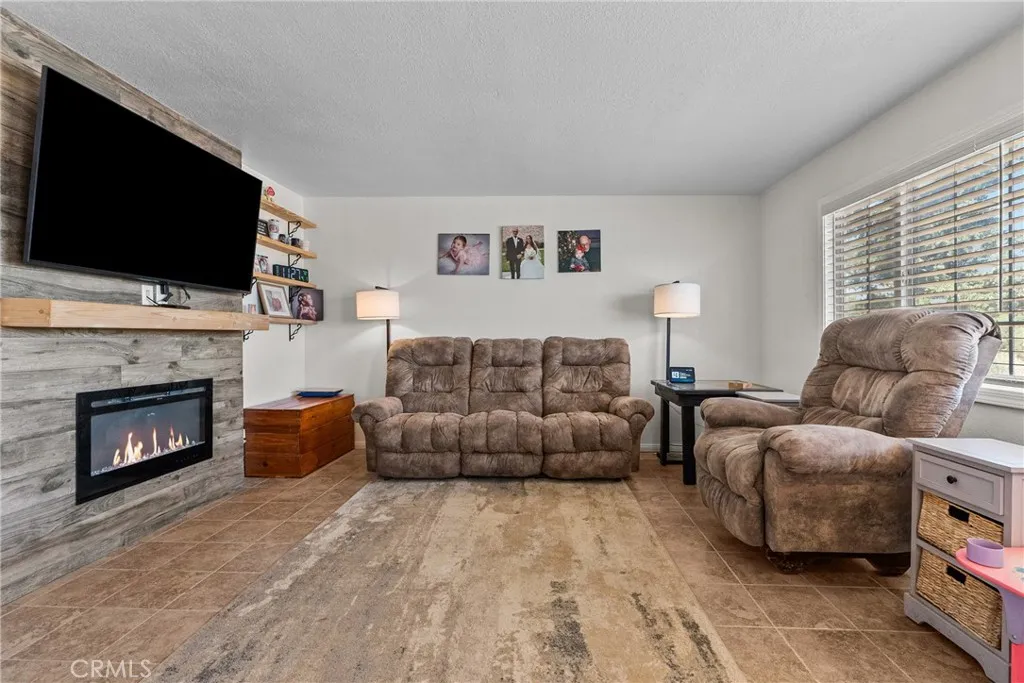 Additional image 87 of 3521 E Avenue T4, Palmdale, CA 93550