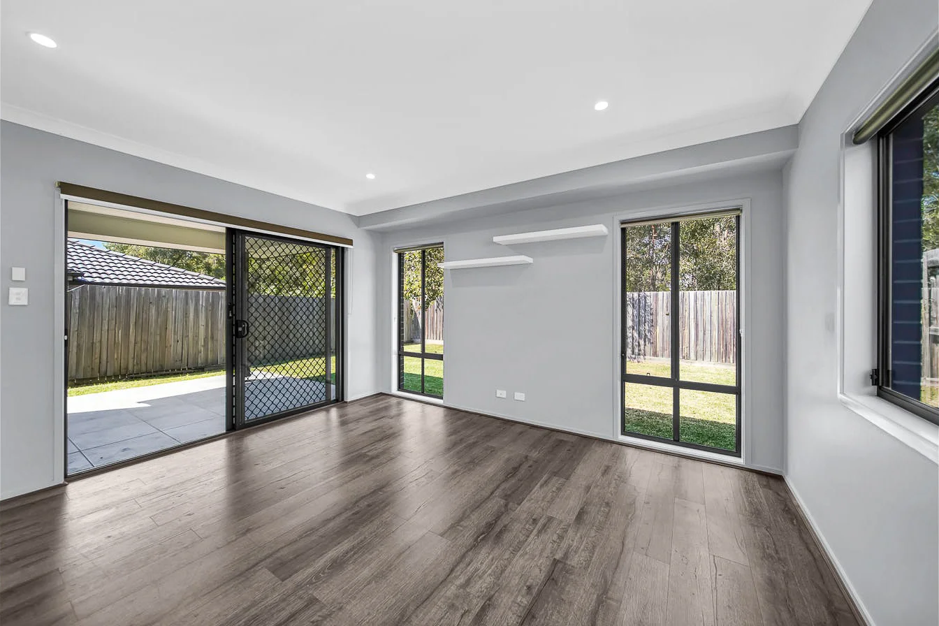 Additional image 3 of 12 John Storey CRT, Park Ridge QLD 4125