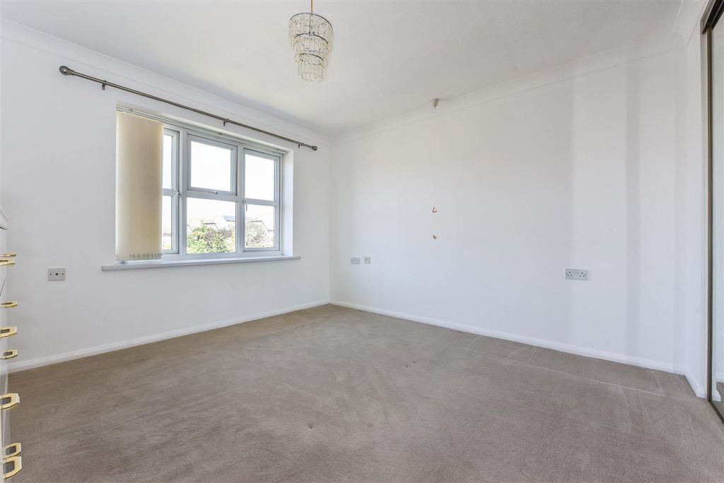 Additional image 9 of 2 bed flat for saleWindmill Court, East Wittering, Chichester PO20