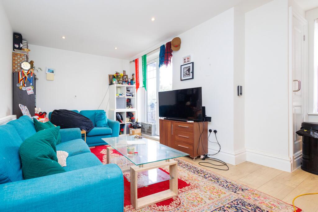 Additional image 3 of 70 Knyverton Road, Bournemouth, 