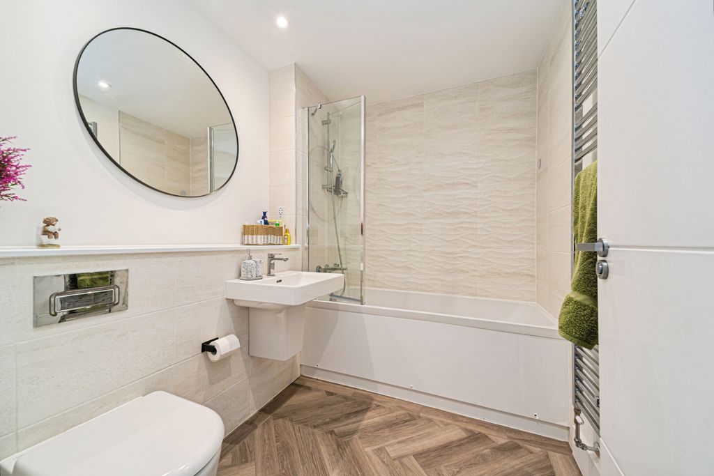 Additional image 7 of 2 bed flat for saleFestival Court, Glasgow G51