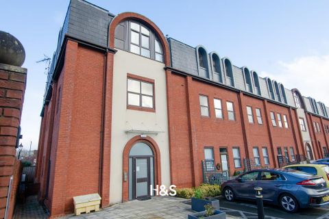 Olton Court, 10 Warwick Road, Olton, Solihull B92