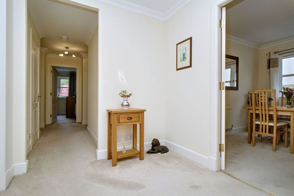 Additional image 8 of 2 bed flat for saleRattray Drive, Edinburgh EH10