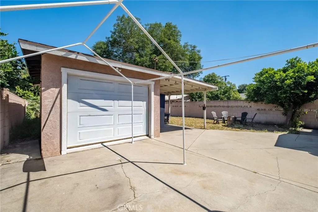 575 E Fernleaf Ave, Pomona, CA 91766