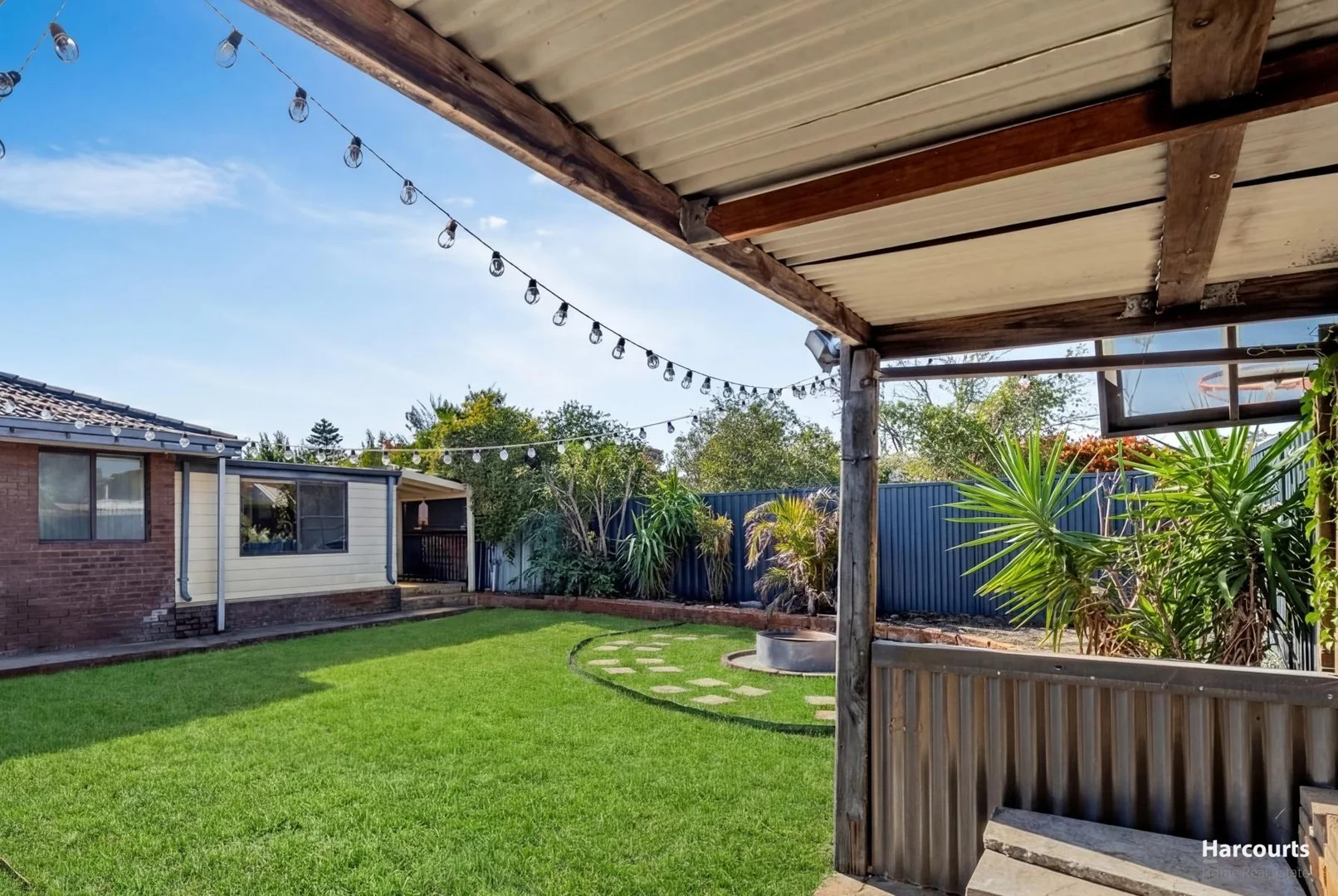 Additional image 16 of 6 Beechcroft Place, Camillo WA 6111