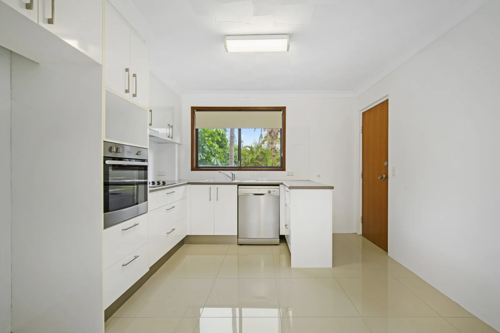 6/22 Markwell Avenue, Surfers Paradise QLD 4217