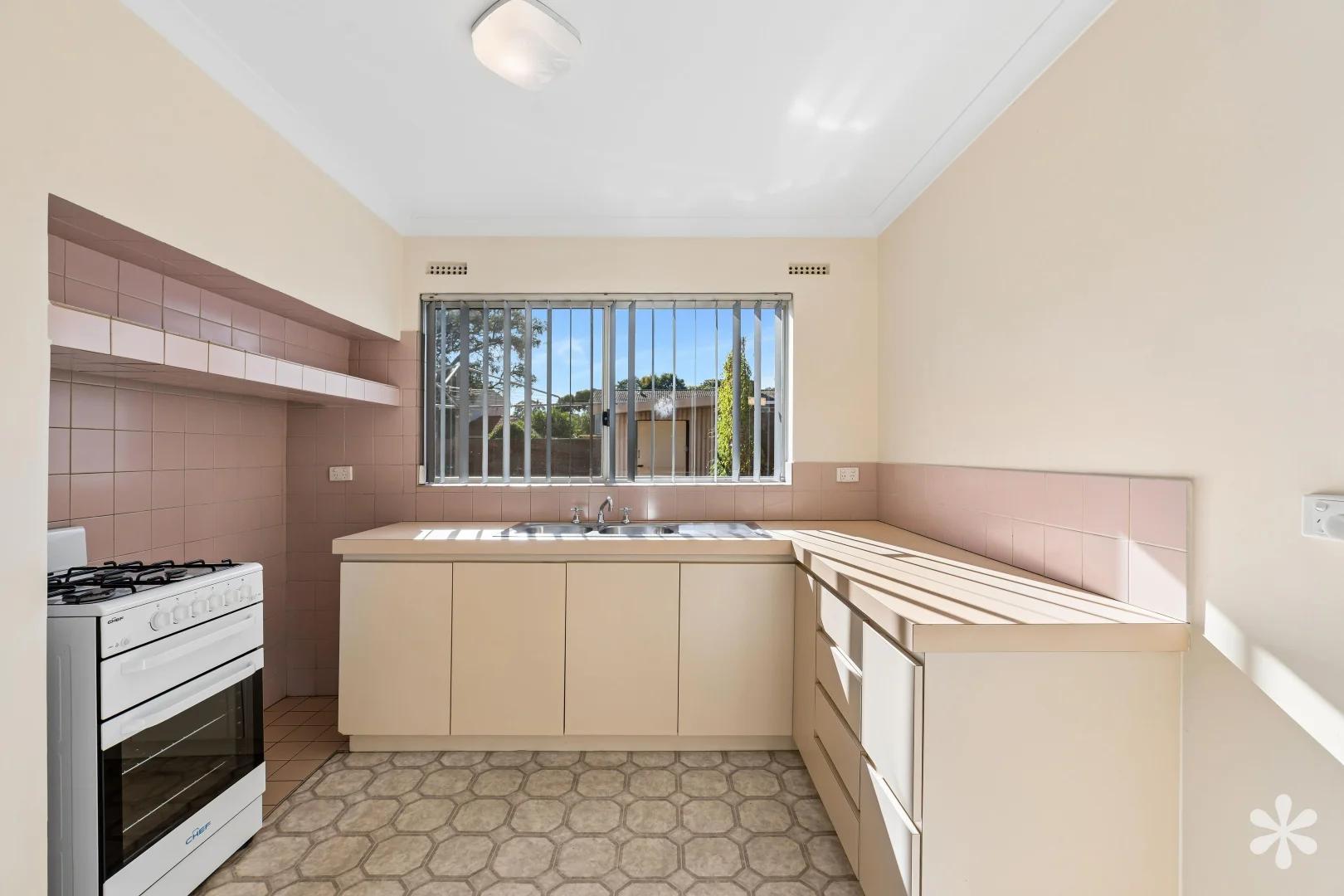 Additional image 2 of 13 Melinga Court, Karawara WA 6152