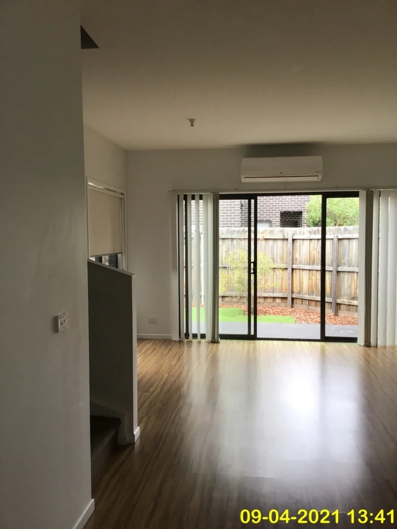Additional image 3 of 2/22 Kynoch Street, Deer Park VIC 3023