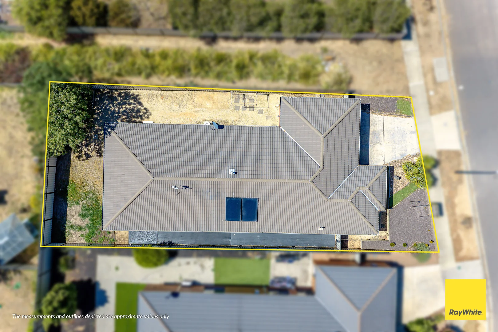 Additional image 13 of 26 Imperial Court, California Gully VIC 3556
