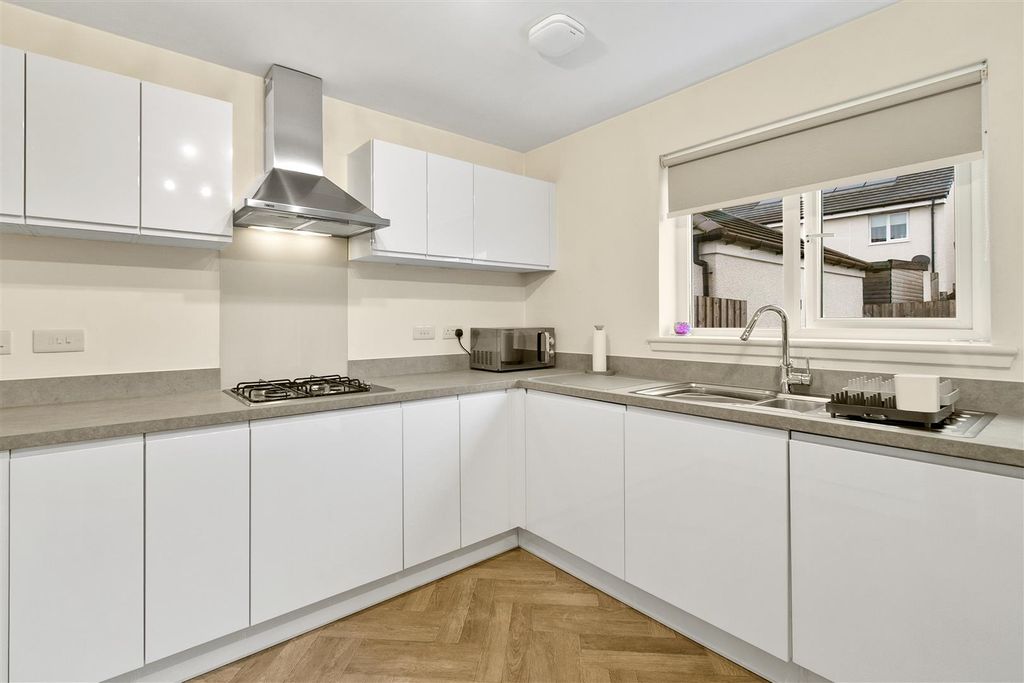 Additional image 6 of 4 bed detached house for saleQueen Mary Crescent, Clydebank G81