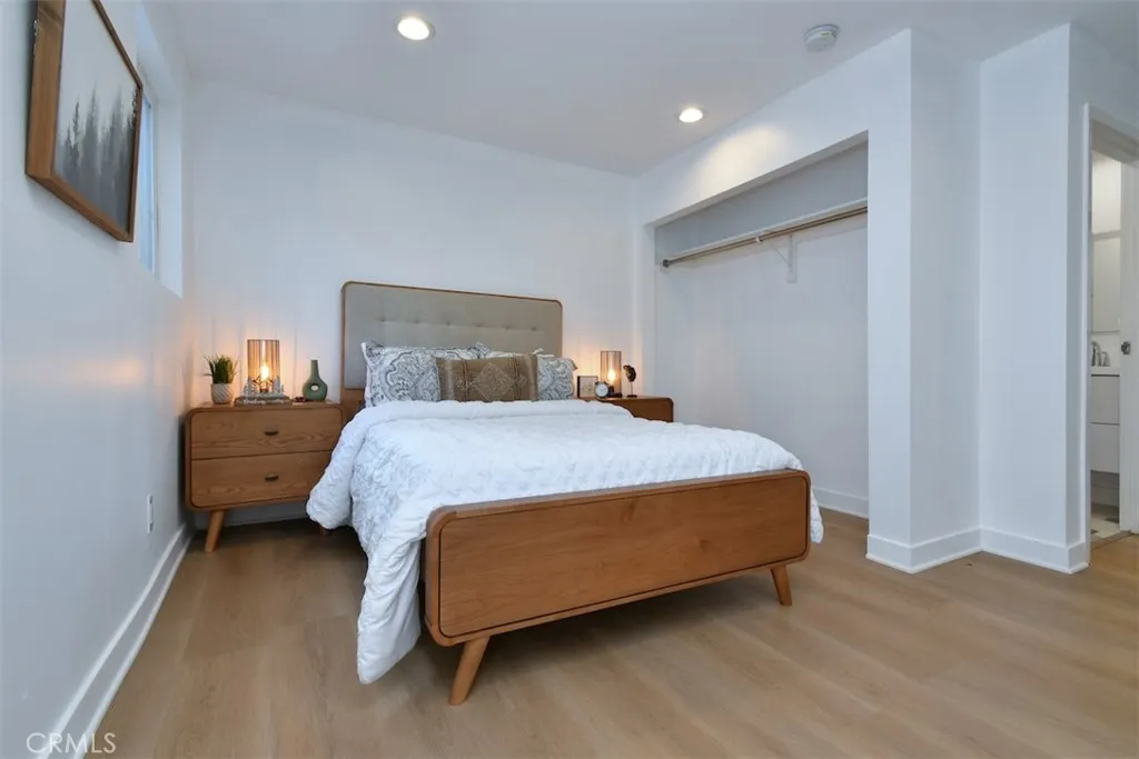 Additional image 55 of 15576 Hesby St, Encino, CA 91436