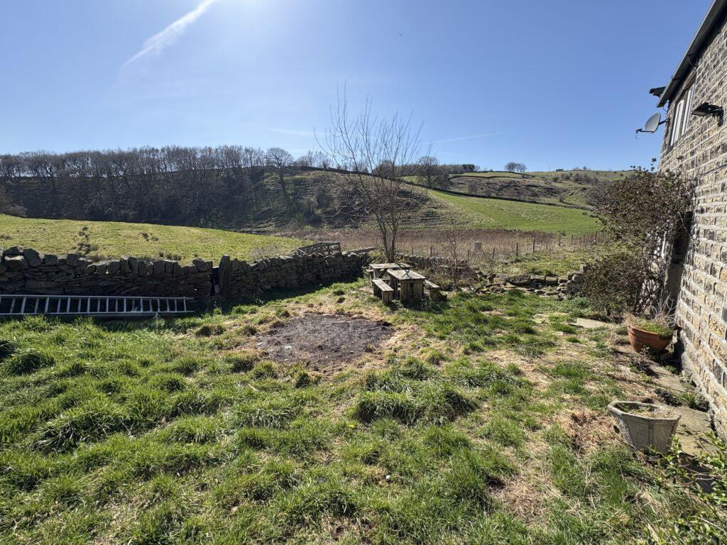 Additional image 4 of 2 bedroom cottage for sale – Sugden House Farm Cottage, Staples Lane, Keighley, BD21 5QD
