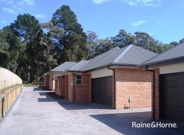 2/17 Evans Street, Mittagong NSW 2575