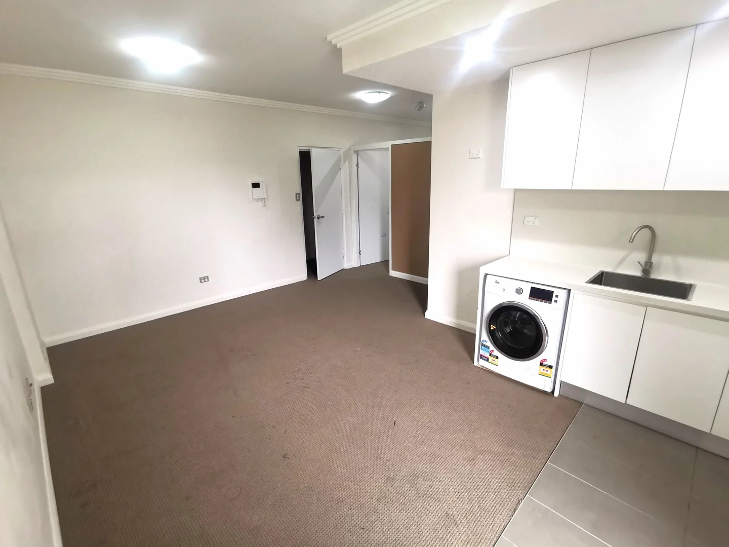 Additional image 4 of J 206A/81-86 COURALLIE AVENUE, Homebush West NSW 2140