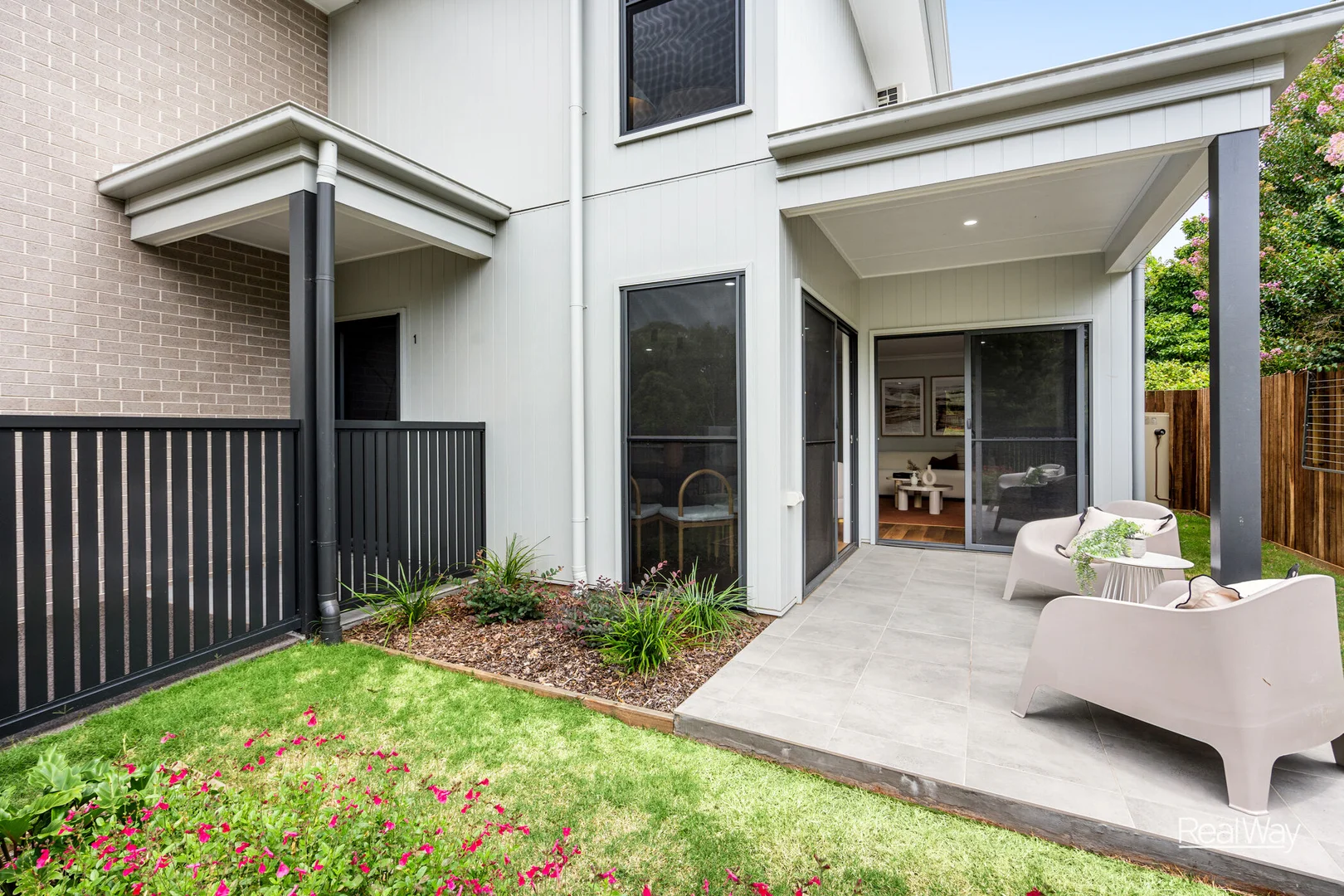 Additional image 13 of 1/221 Mackenzie Street, Centenary Heights QLD 4350