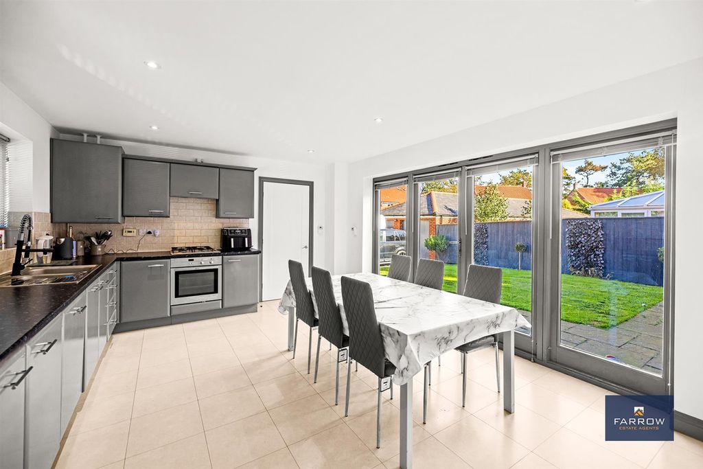 Additional image 9 of 4 bed detached house for saleStation Road, Great Coates, Grimsby DN37