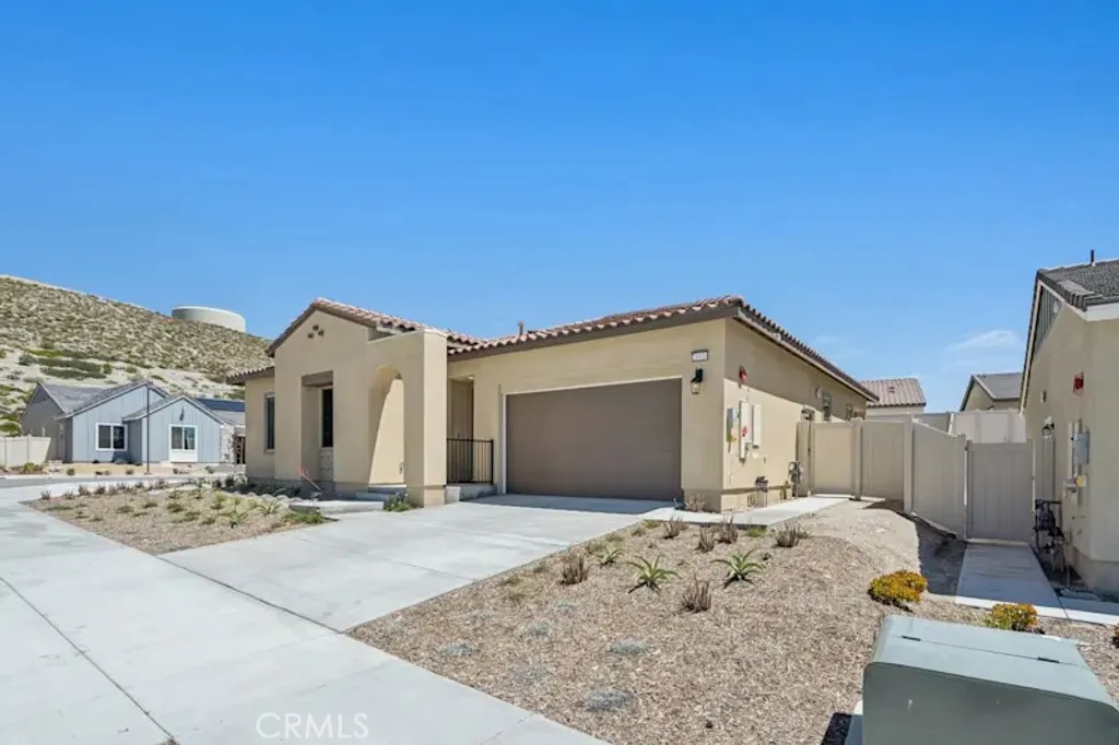 Additional image 3 of 28920 Vertex Way, Canyon Country, CA 91350