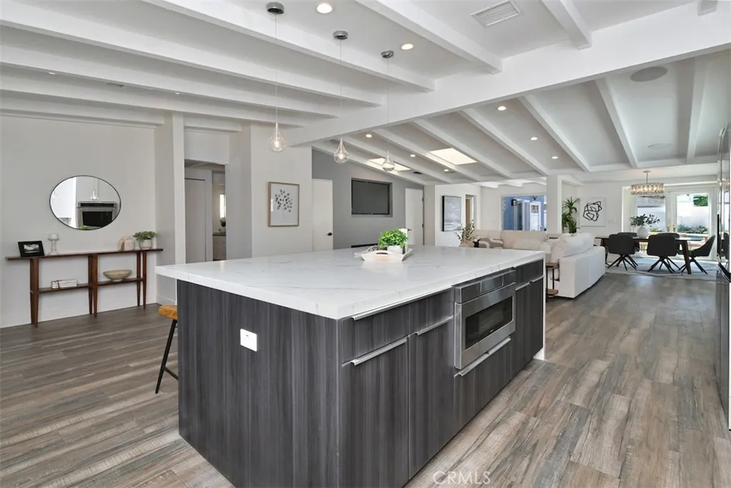 Additional image 90 of 15576 Hesby St, Encino, CA 91436