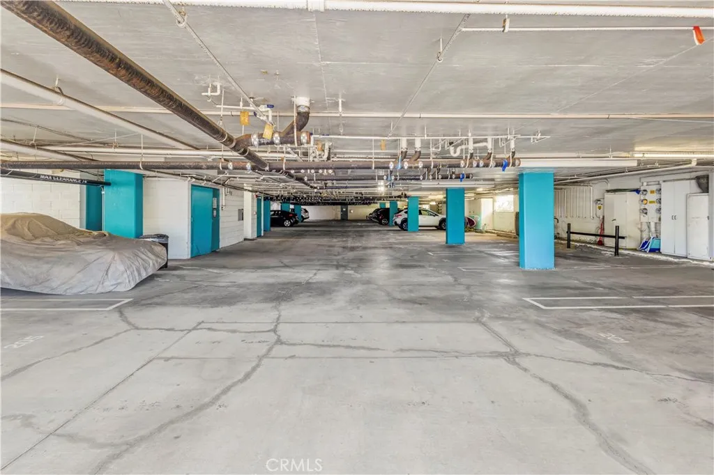 Additional image 111 of 2872 Coast Circle Unit 104, Huntington Beach, CA 92649