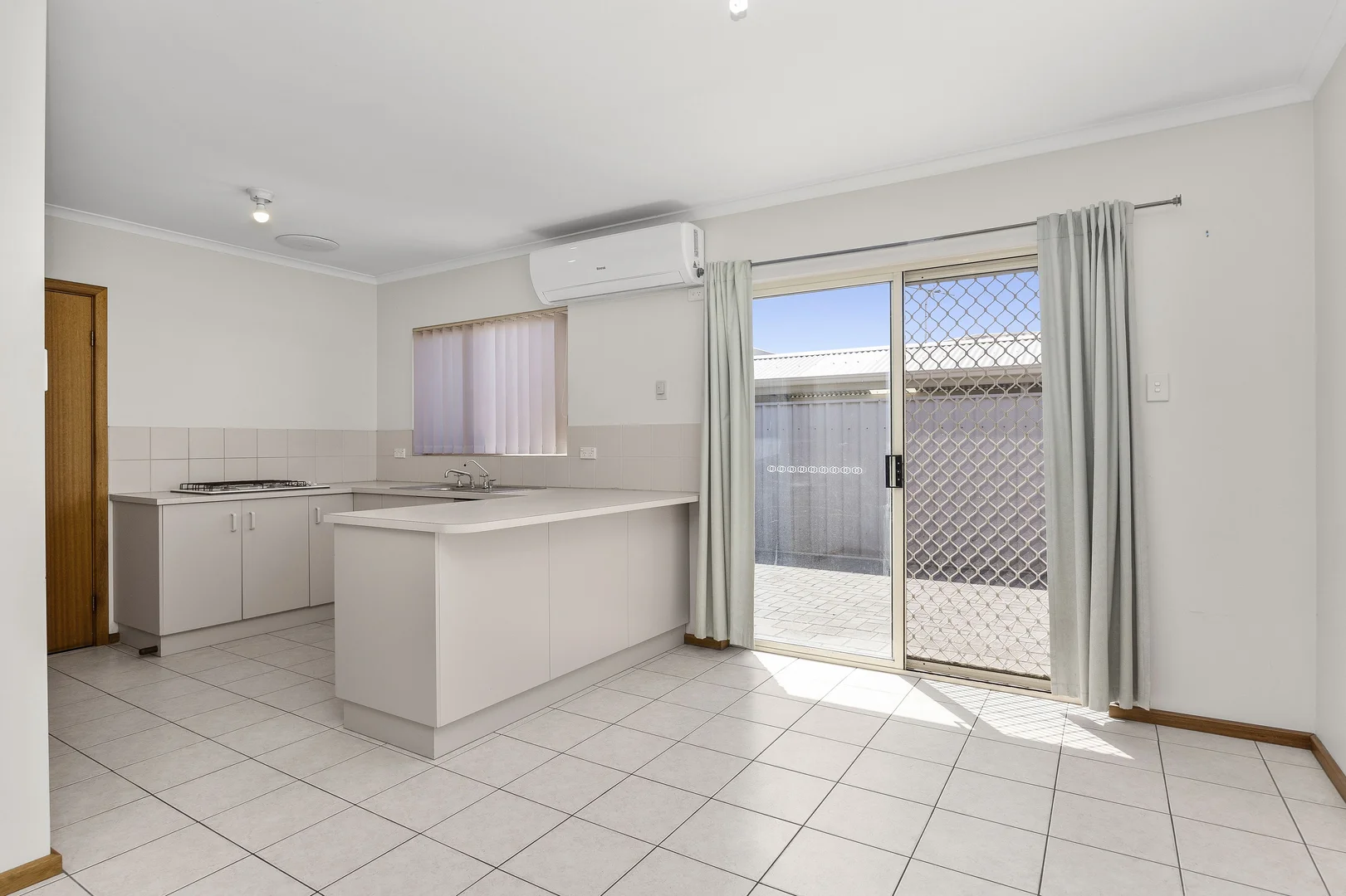 Additional image 2 of 2/3 Everard Street, Largs Bay SA 5016