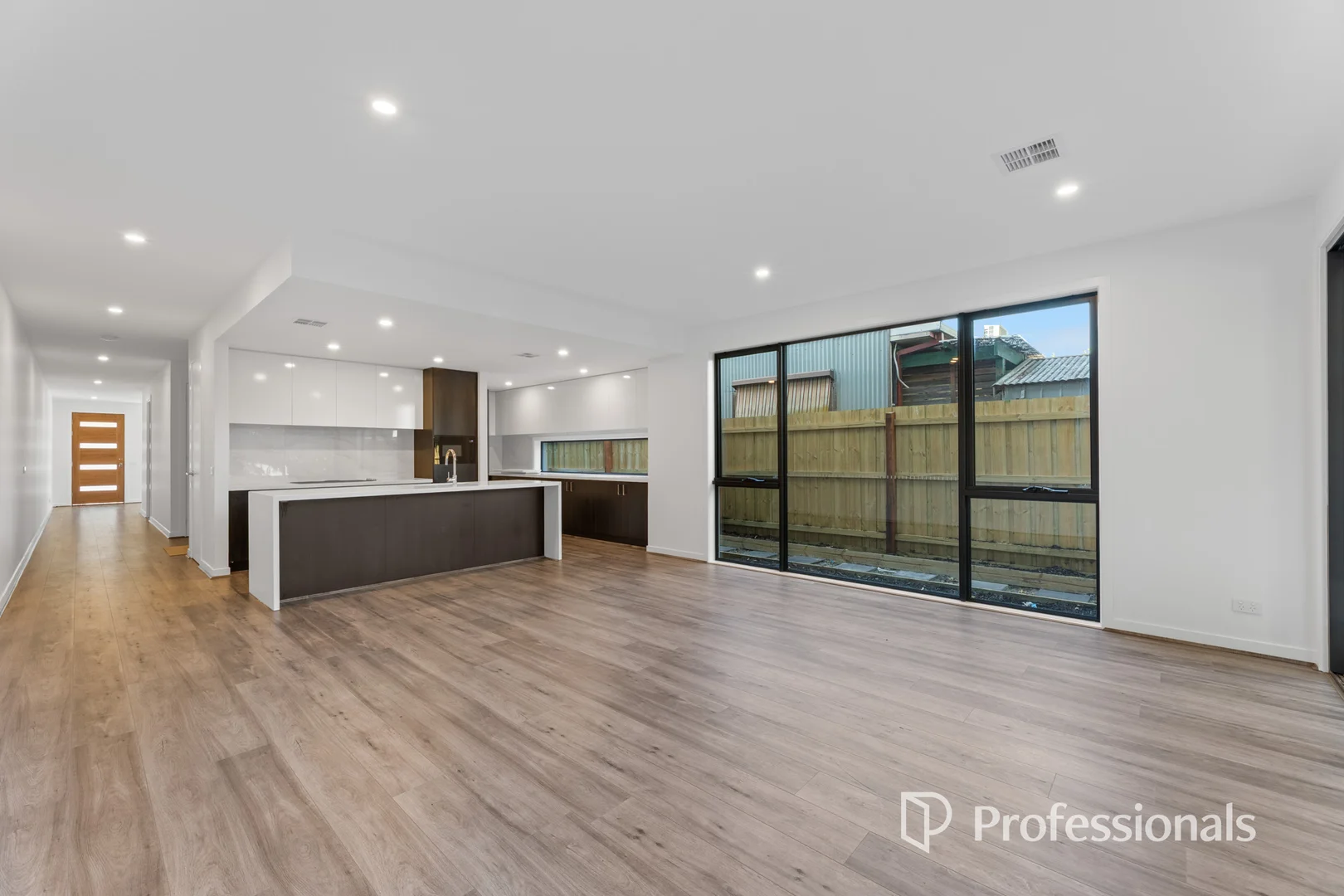 Additional image 3 of 936b Centre Road, Bentleigh East VIC 3165