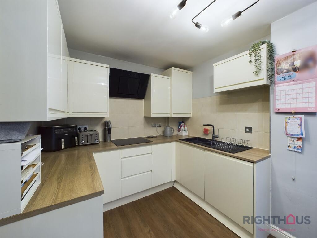 Additional image 3 of Lime Vale Way, Bradford, BD6