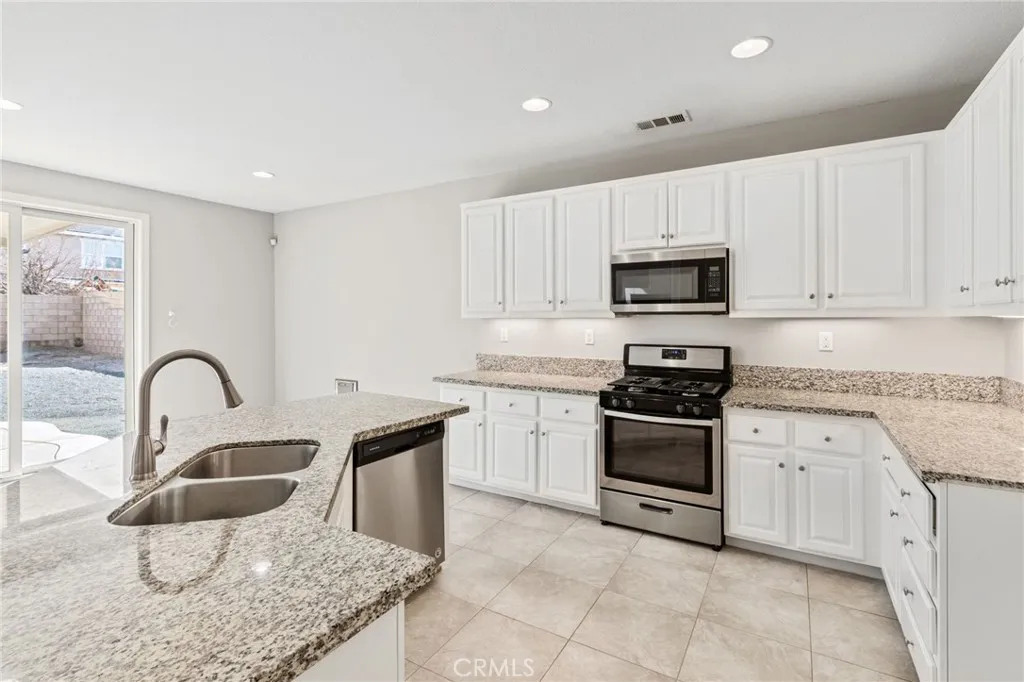 Additional image 9 of 3060 E Avenue J14, Lancaster, CA 93535