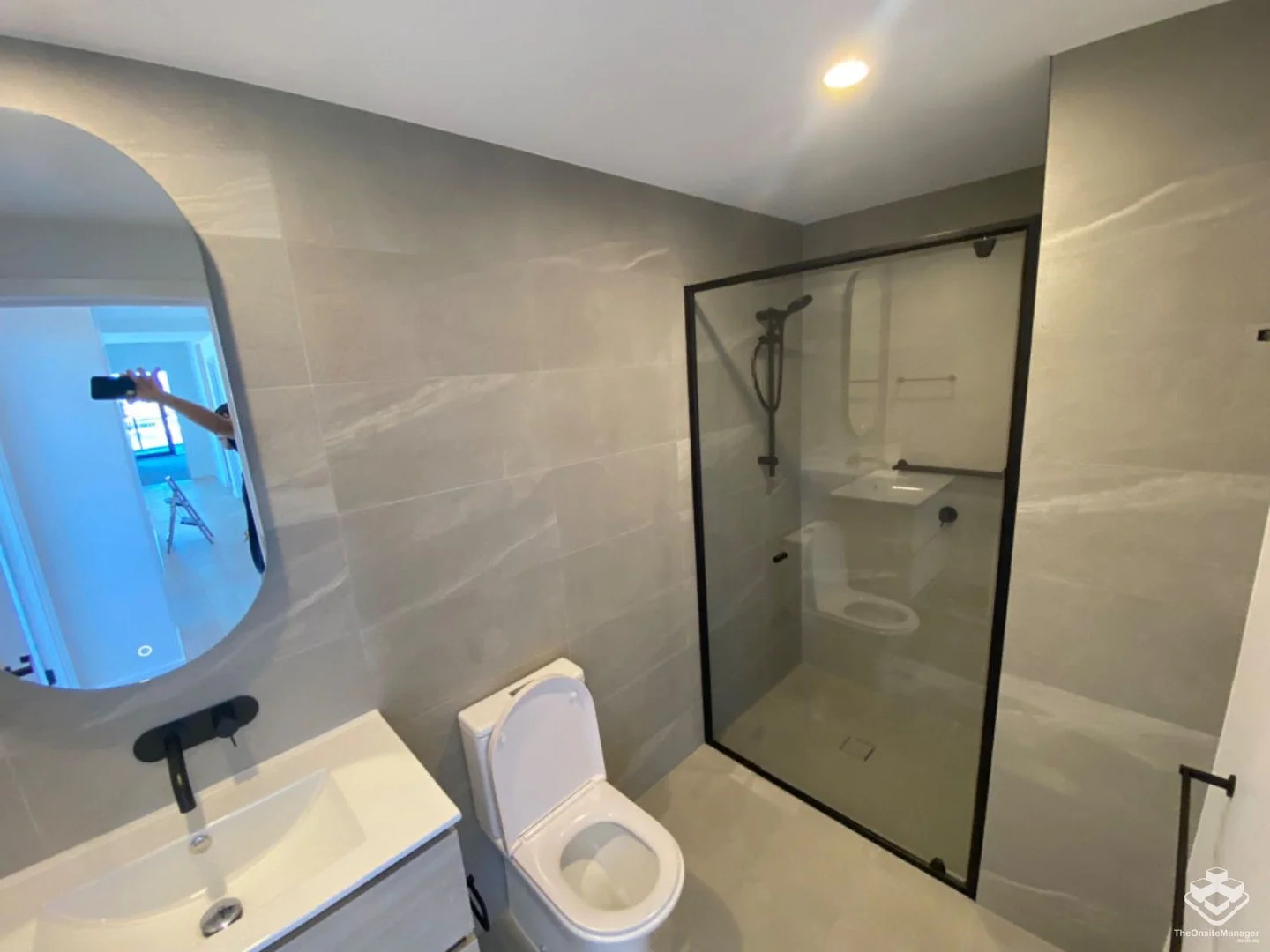 Additional image 11 of ID:21173283/256 Stanhill Drive, Surfers Paradise QLD 4217