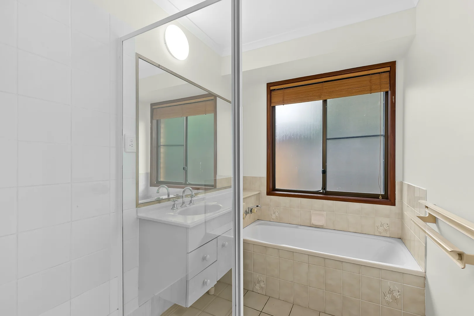 Additional image 7 of 12 Rani Close, Mount Ommaney QLD 4074