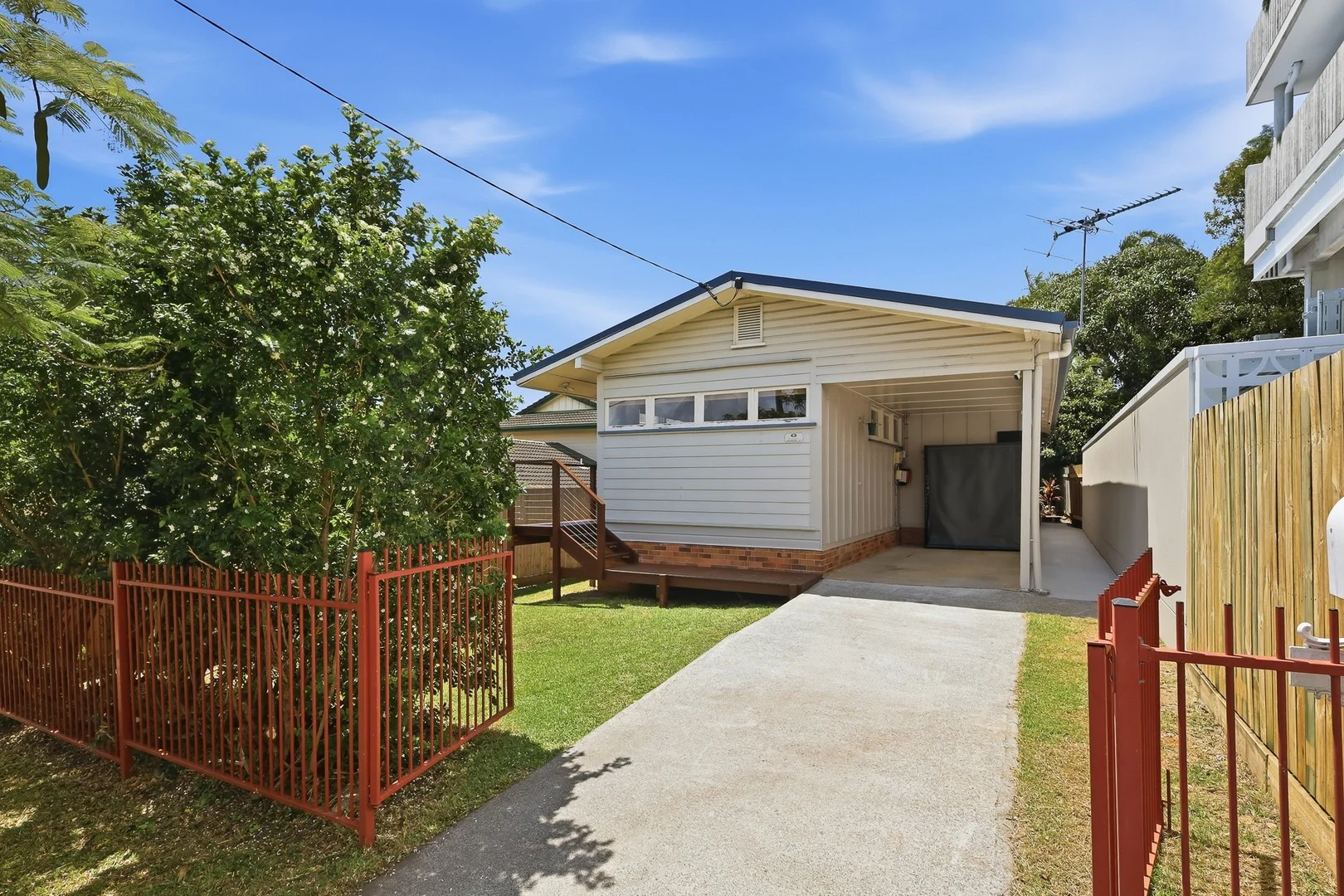 9 Davenport St, Chermside QLD 4032