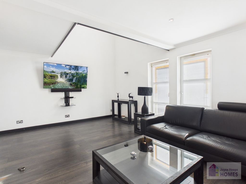 Additional image 3 of 5 bed detached house for saleGlasgow Road, Nerston, East Kilbride G74
